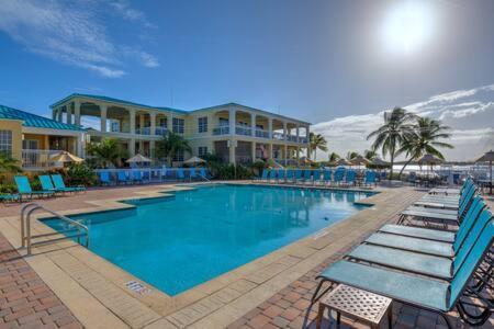 Grand Marina Suites Stock Island Yacht Club Key West Exterior foto